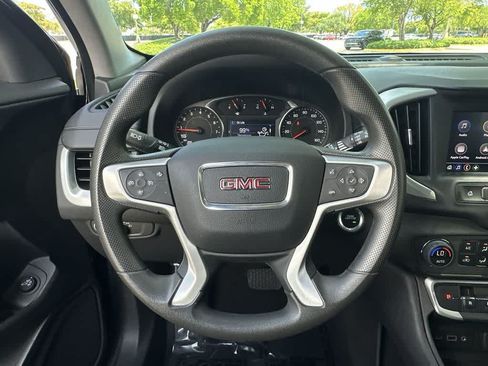 Used 2023 GMC Terrain SLE w/ Driver Convenience Package FWD image 15