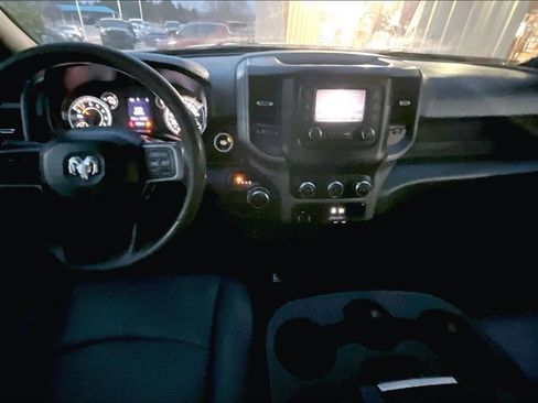 Used 2021 RAM 2500 Tradesman w/ Chrome Appearance Group image 14