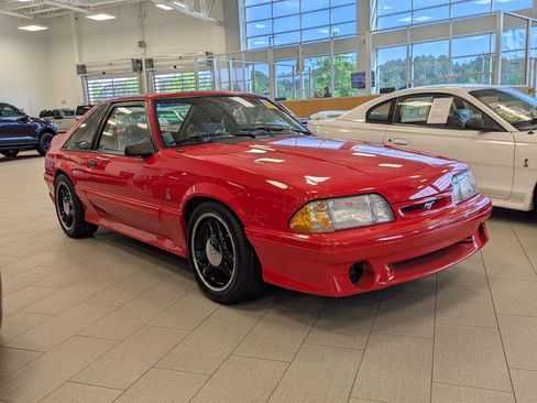 Used 1993 Ford Mustang Cobra RWD image 1