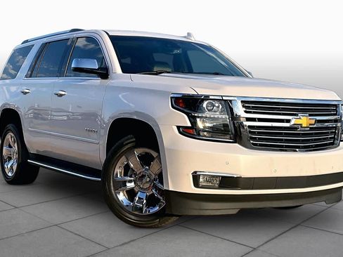 Used 2017 Chevrolet Tahoe Premier AWD/4WD image 3
