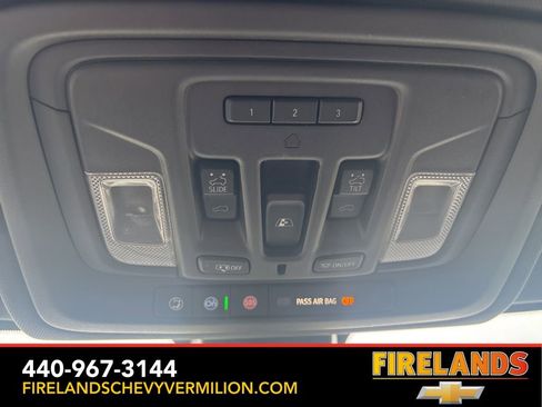 Used 2019 Chevrolet Silverado 1500 High Country w/ Technology Package image 28