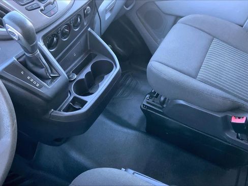 Used 2015 Ford Transit 350 XLT image 17