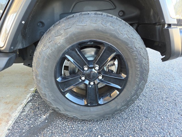 Used 2022 Jeep Wrangler Unlimited Sahara AWD/4WD image 66