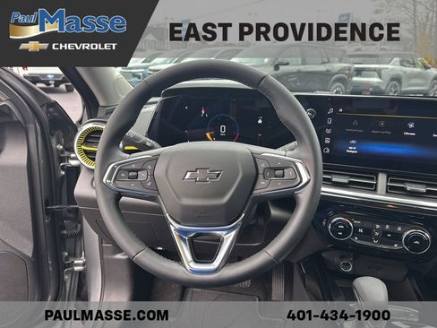 Certified 2025 Chevrolet Trax ACTIV w/ Sunroof Package image 11