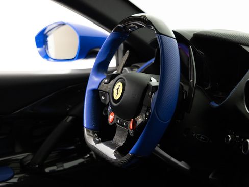 Certified 2022 Ferrari 812 GTS RWD image 33