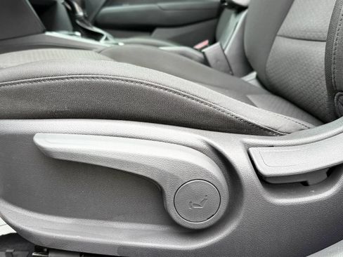 Used 2019 Hyundai Elantra SE w/ Cargo Package FWD image 24