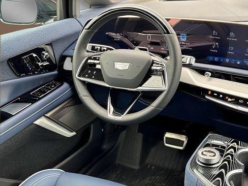 New 2027 Cadillac Optiq Premium Luxury RWD image 23