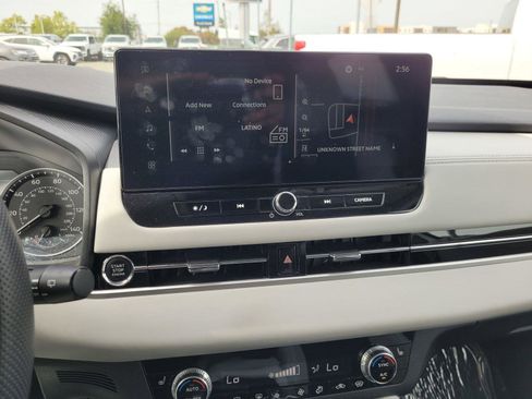 Used 2025 Mitsubishi Outlander SE AWD/4WD image 28