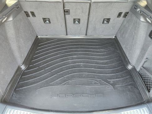 Used 2023 Porsche Macan S w/ Sport Chrono Package image 43