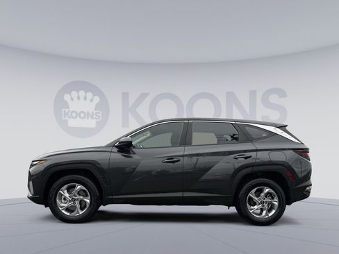 Certified 2023 Hyundai Tucson SE image 2