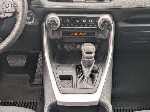 Used 2023 Toyota RAV4 XLE w/ Convenience Package FWD image 19