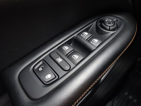 Used 2021 Jeep Compass Limited w/ Sun and Sound Group AWD/4WD image 33