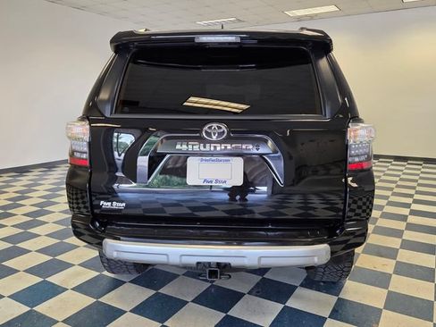 Used 2024 Toyota 4Runner TRD Off-Road Premium w/ Moonroof Package AWD/4WD image 6
