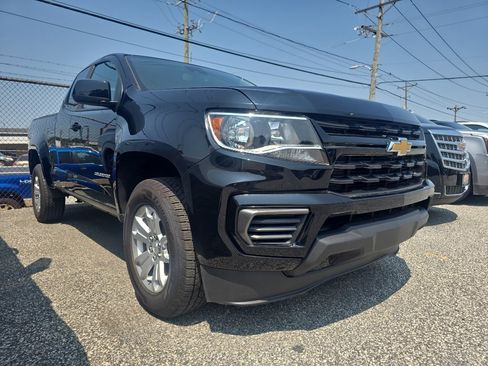 Used 2021 Chevrolet Colorado LT w/ Fleet Safety Package RWD image 2