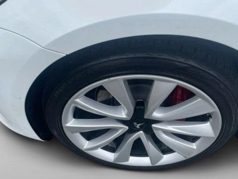 Used 2019 Tesla Model 3 Performance AWD/4WD image 3