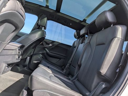 Used 2018 Audi Q7 3.0T Prestige AWD/4WD image 19