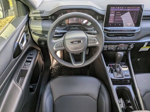 New 2026 Jeep Compass Latitude w/ Sun and Sound Group AWD/4WD image 14