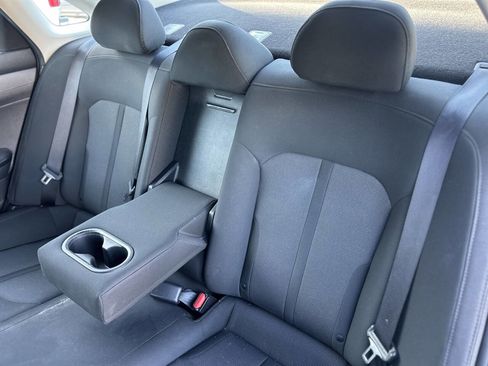 Used 2022 Kia K5 LXS image 17