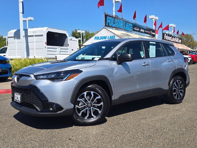 Used 2025 Toyota Corolla Cross AWD Hybrid image 3