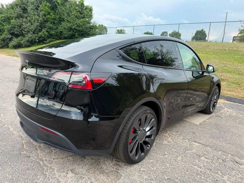 Used 2025 Tesla Model Y Long Range AWD/4WD image 13