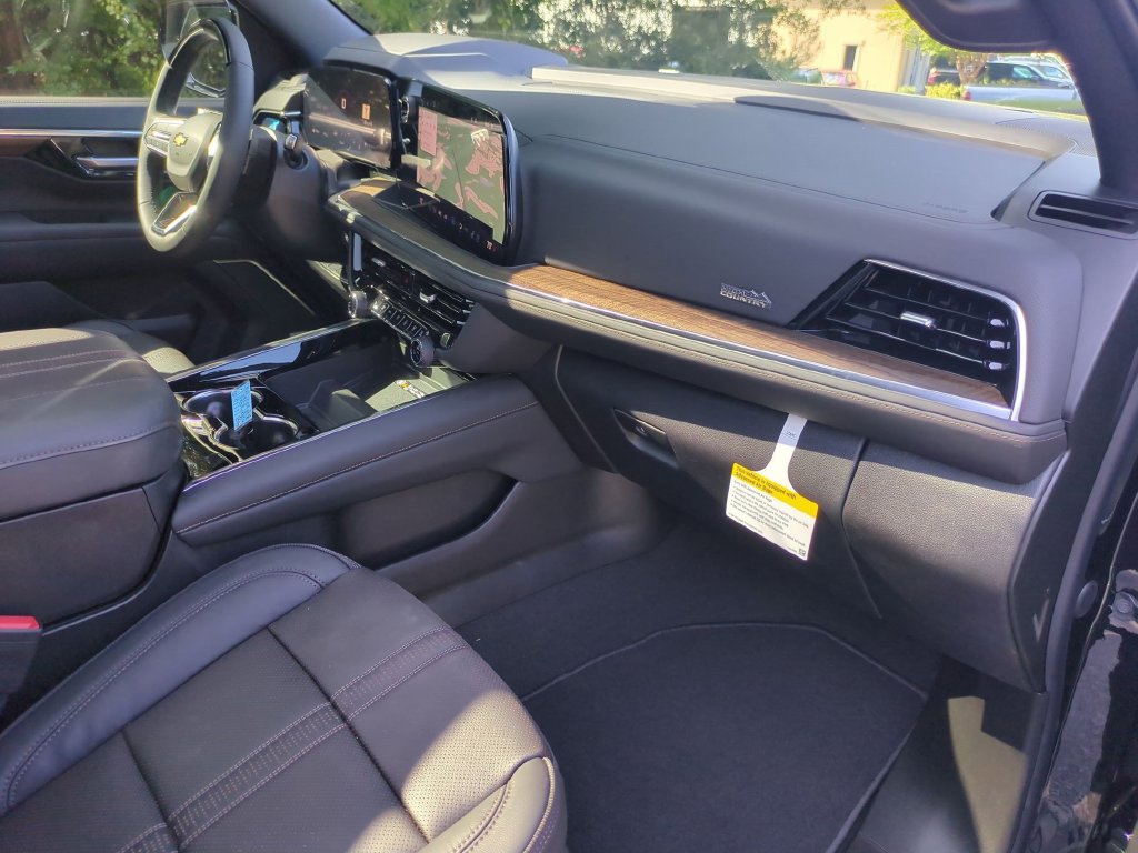 New 2026 Chevrolet Tahoe High Country AWD/4WD image 40