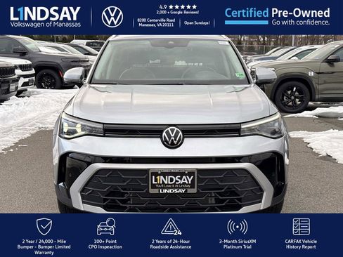 Certified 2025 Volkswagen Taos SE image 7