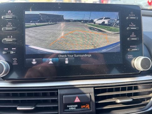 Used 2021 Honda Accord Sport image 26