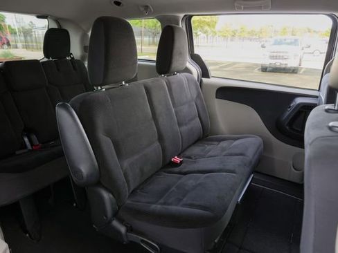 Used 2017 Dodge Grand Caravan SE w/ Power Window Group FWD image 30