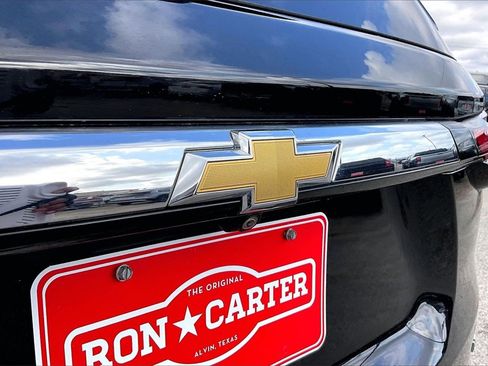 Used 2022 Chevrolet Traverse LT image 27