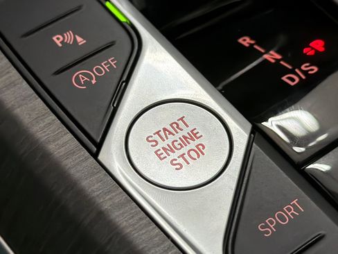 Used 2026 BMW 430i Coupe w/ M Sport Package image 28