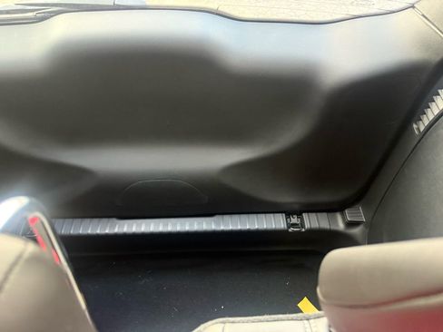 New 2025 Chrysler Pacifica Select FWD image 38