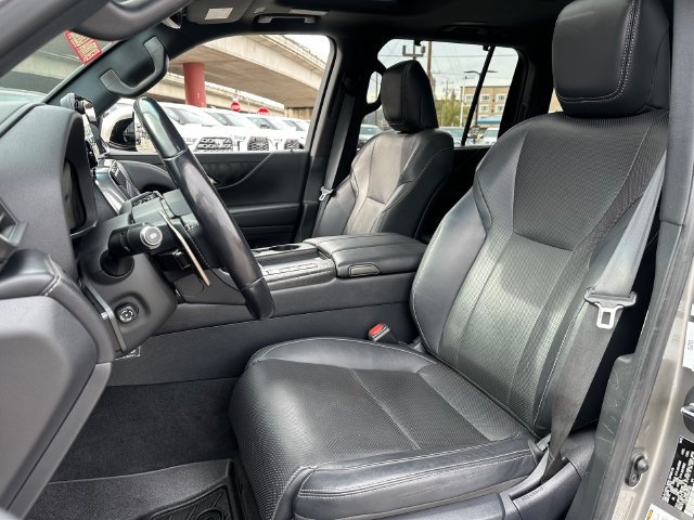 Used 2022 Lexus LX 600 4WD w/ Luxury Package image 20