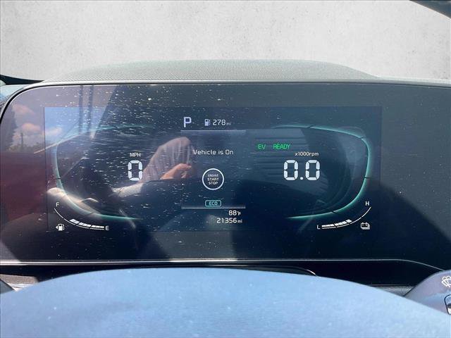 Used 2023 Kia Niro EX FWD image 21