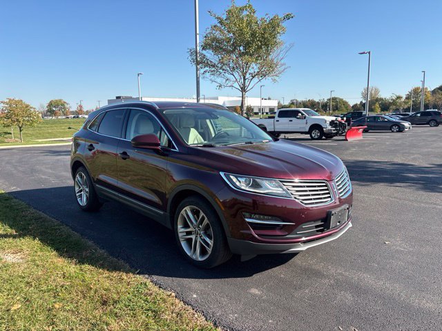 Used 2017 Lincoln MKC Reserve w/ Lincoln MKC Climate Package AWD/4WD image 3