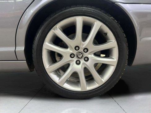 Used 2008 Jaguar XJ8 RWD image 47