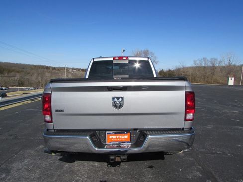 Used 2019 RAM 1500 Classic SLT image 7