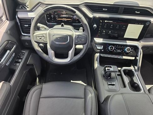 Used 2026 GMC Sierra 1500 Denali w/ Technology Package AWD/4WD image 14
