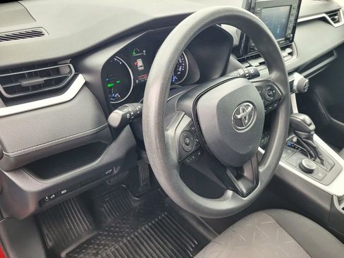Used 2020 Toyota RAV4 XLE w/ Convenience Package image 26
