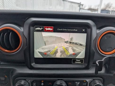 Used 2021 Jeep Gladiator Mojave image 17