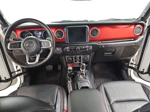 Used 2020 Jeep Wrangler Unlimited Rubicon w/ Uconnect 4C Nav & Sound Group AWD/4WD image 11