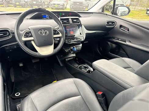 Used 2017 Toyota Prius Four image 35