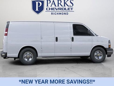 New 2025 Chevrolet Express 2500 w/ Driver Convenience Package image 5