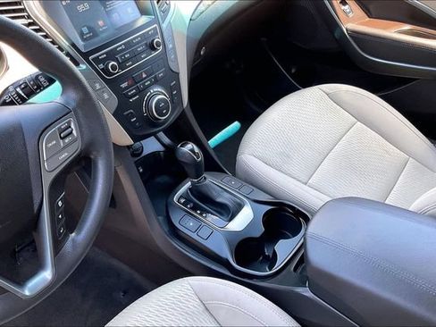 Used 2018 Hyundai Santa Fe Sport w/ 2.4L Value Package 02 FWD image 17