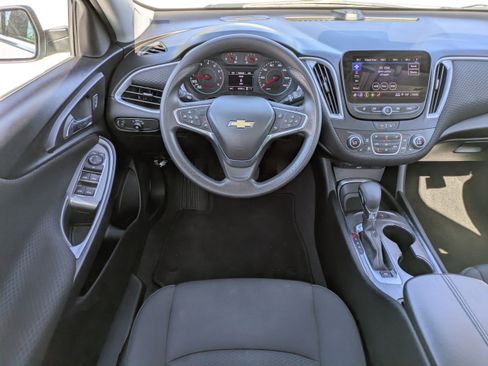 Used 2024 Chevrolet Malibu LT image 13