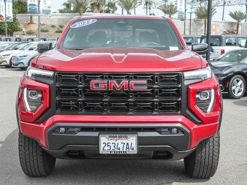 Used 2024 GMC Canyon Elevation w/ Elevation Premium Package RWD image 2