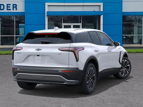 New 2025 Chevrolet Blazer EV LT image 4