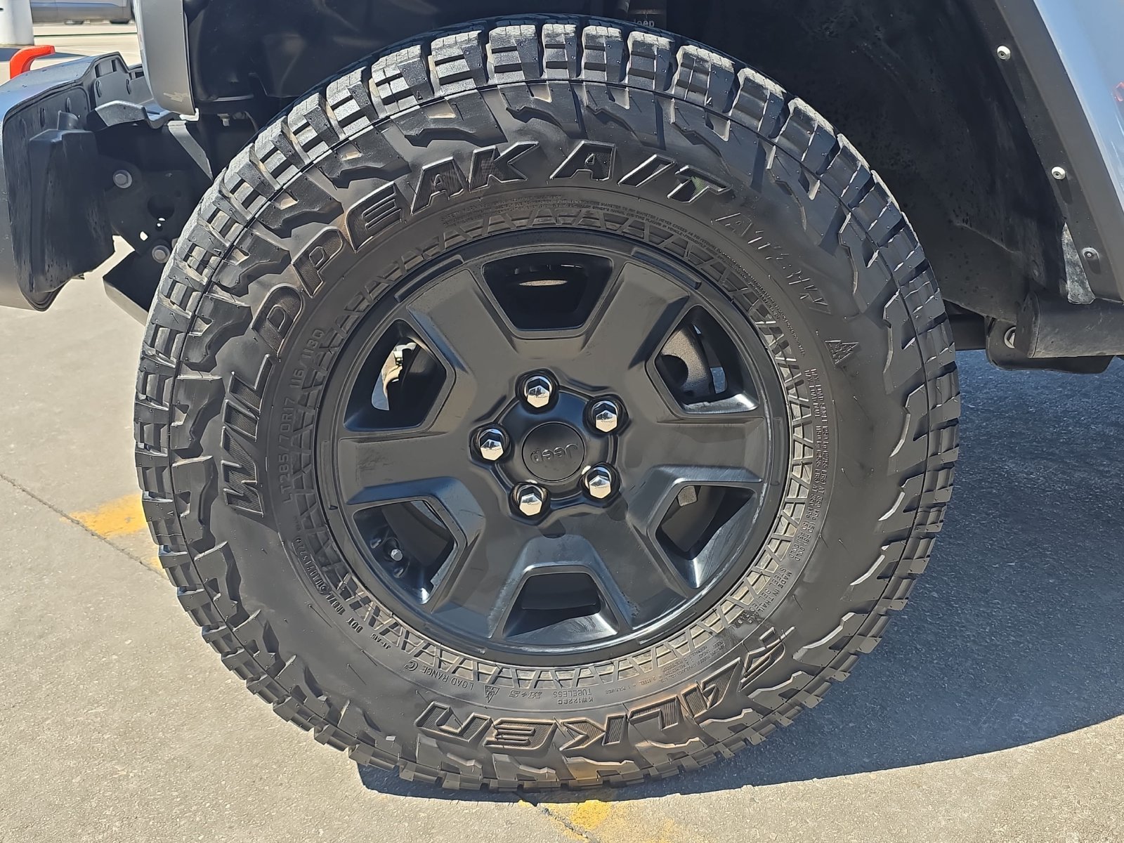 Used 2023 Jeep Gladiator Mojave w/ LED Lighting Group AWD/4WD image 29