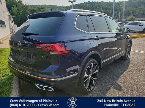 Certified 2023 Volkswagen Tiguan SEL R-Line AWD/4WD image 3