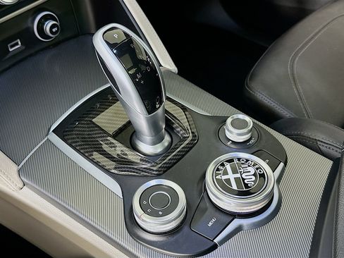 Used 2019 Alfa Romeo Stelvio Ti Sport w/ Quick Order Package 22S Sport image 25