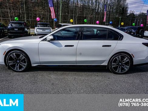 Used 2025 BMW i7 eDrive50 w/ M Sport Package RWD image 6